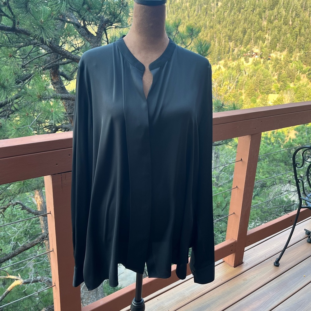 Vince Elegant Black Silk Women's Blouse